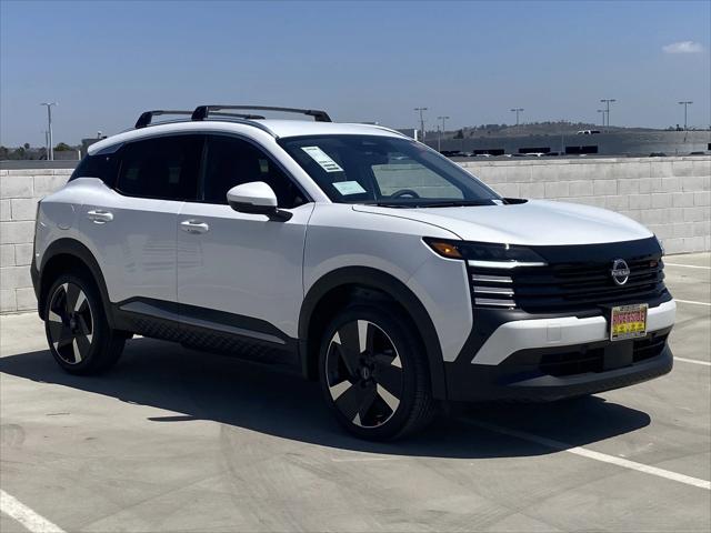 2025 Nissan Kicks SR FWD