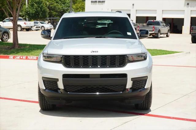 2025 Jeep Grand Cherokee L Altitude X 4x4