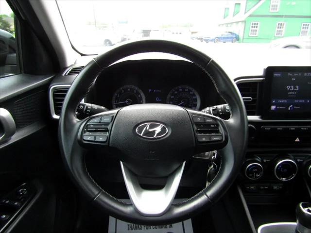 2022 Hyundai Venue SEL