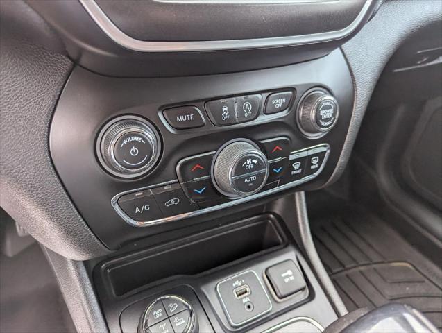Used 2019 Jeep Cherokee For Sale in Jackson, MI