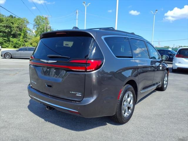 2022 Chrysler Pacifica Limited AWD
