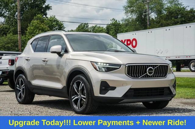 2023 Volvo XC40 B5 Plus Bright Theme
