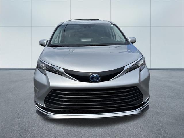 2024 Toyota Sienna XLE