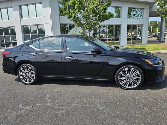 2023 Nissan Altima SL FWD