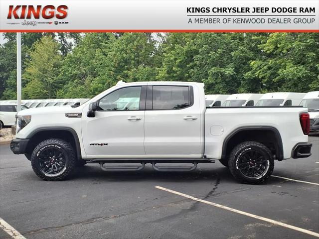2023 GMC Sierra 1500 4WD Crew Cab Short Box AT4X