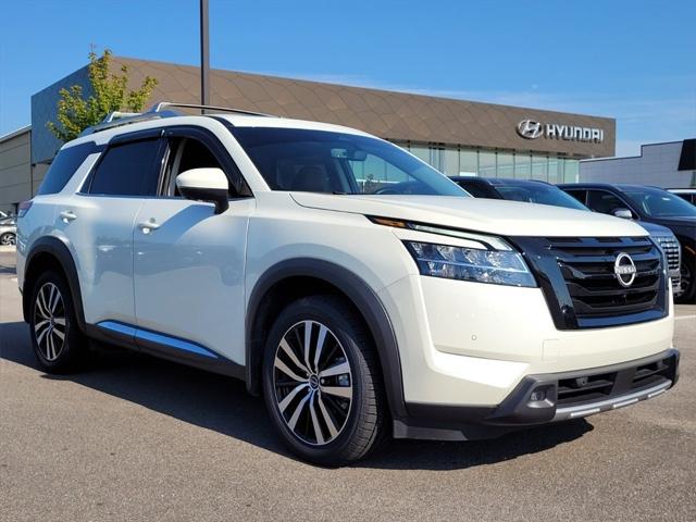 2023 Nissan Pathfinder Platinum 4WD