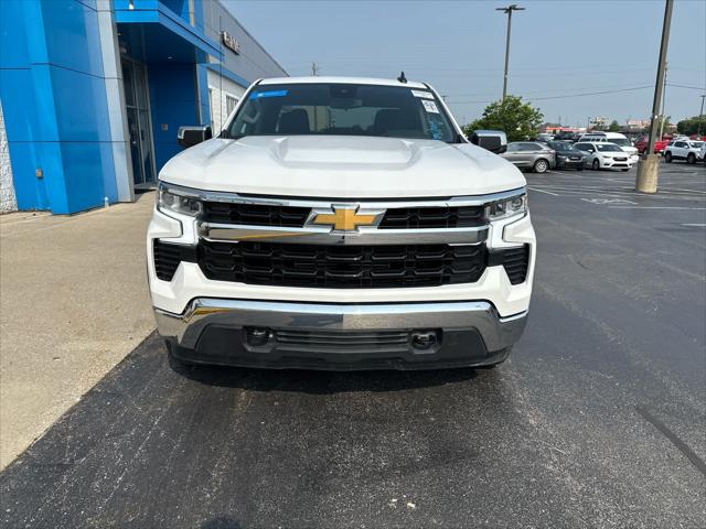 2022 Chevrolet Silverado 1500 4WD Double Cab Standard Bed LT with 2FT