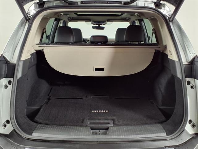 2023 Nissan Rogue Platinum FWD
