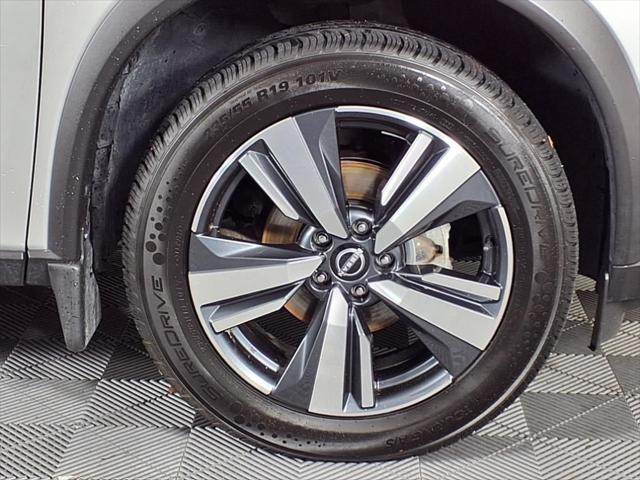 2023 Nissan Rogue Platinum FWD