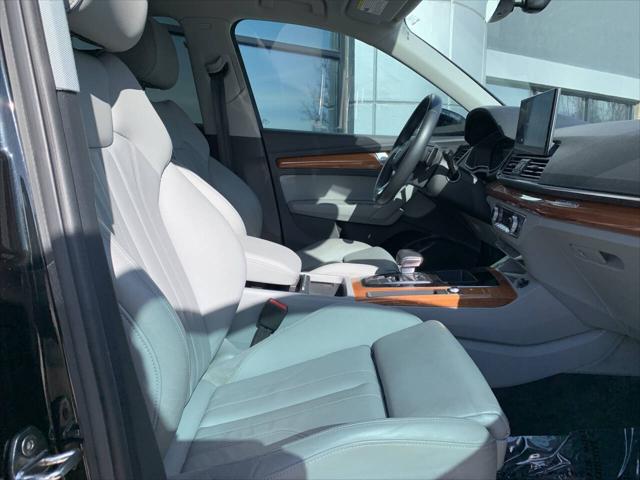 2022 Audi Q5 Premium 55 TFSI e S line quattro S tronic
