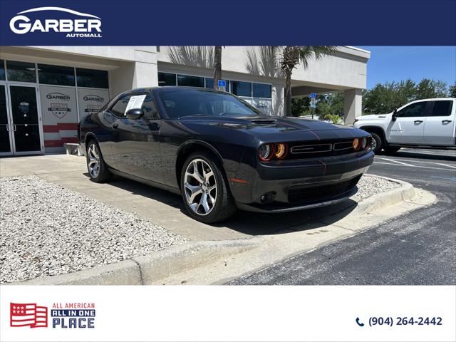 2016 Dodge Challenger SXT Plus