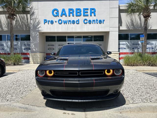 2016 Dodge Challenger SXT Plus