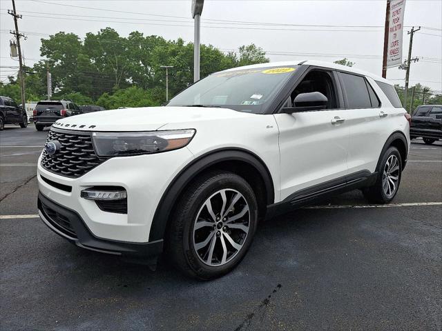 2022 Ford Explorer ST-Line