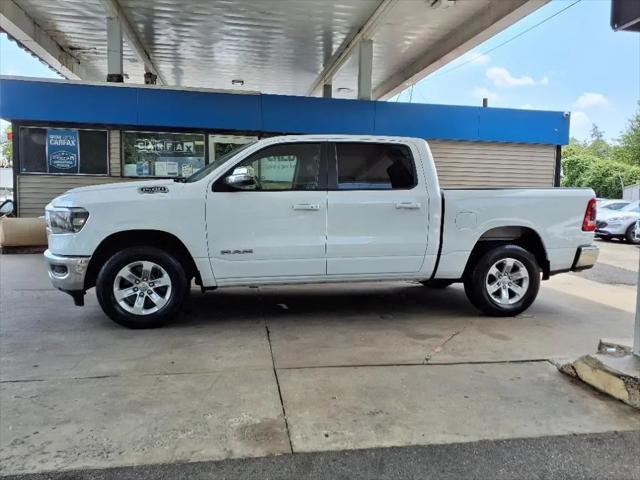 2024 Ram 1500 Laramie Crew Cab 4x2 5'7" Box