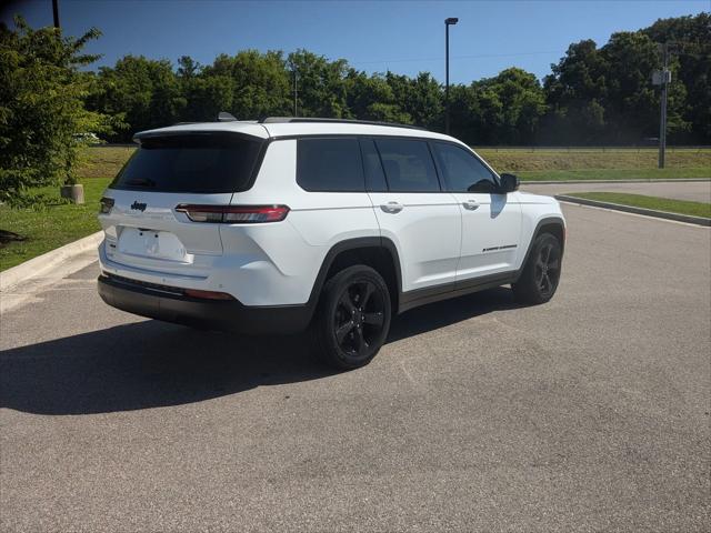 2023 Jeep Grand Cherokee L Altitude 4x4