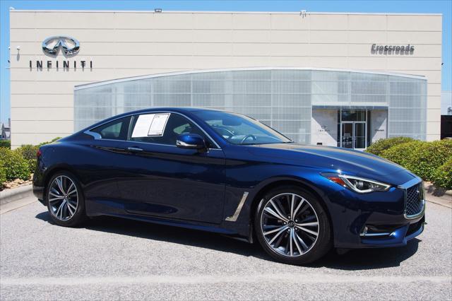2022 INFINITI Q60 LUXE