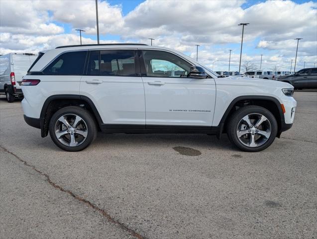 2025 Jeep Grand Cherokee GRAND CHEROKEE LIMITED 4X4 2025 Jeep Grand Cherokee GRAND CHEROKEE LIMITED 4X4