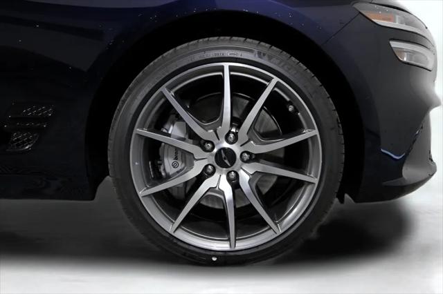 2026 Genesis G70 2.5T RWD Prestige