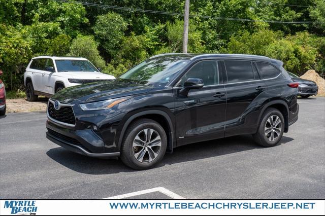 2021 Toyota Highlander Hybrid XLE