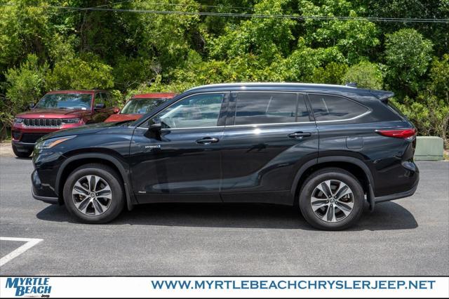 2021 Toyota Highlander Hybrid XLE