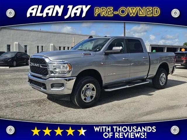 2022 RAM 2500 Big Horn Crew Cab 4x4 64 Box