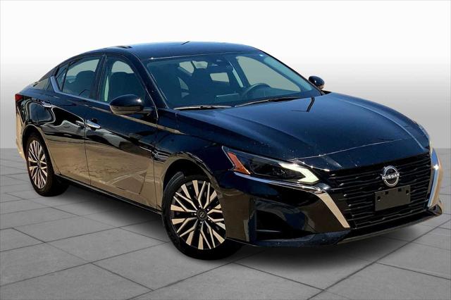 2023 Nissan Altima SV FWD