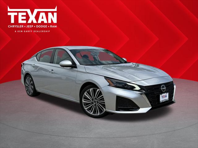 2023 Nissan Altima SL FWD