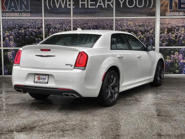 2021 Chrysler 300 300S
