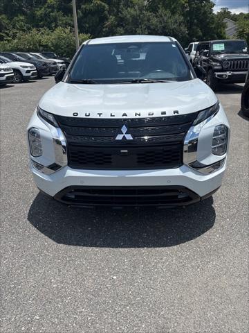 2023 Mitsubishi Outlander SE Black Edition 2WD