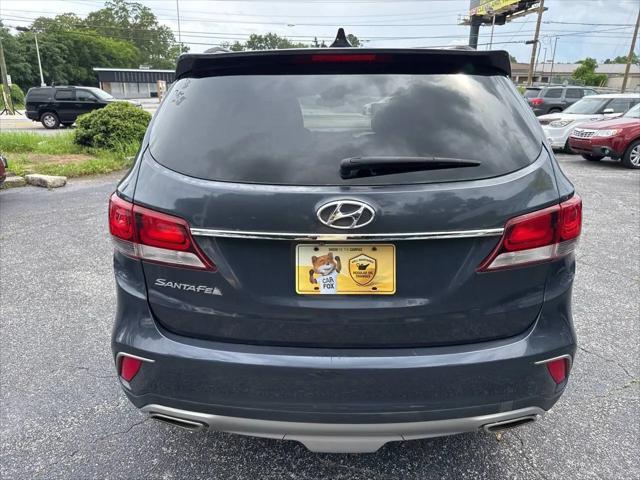2017 Hyundai Santa Fe SE