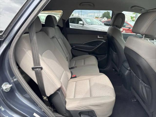 2017 Hyundai Santa Fe SE