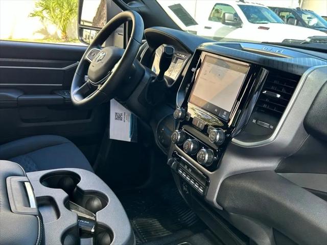 2025 Ram 3500 Tradesman/Big Horn