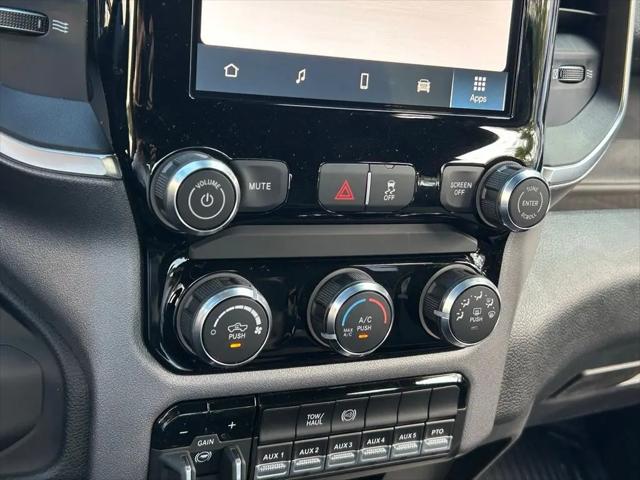 2025 Ram 3500 Tradesman/Big Horn