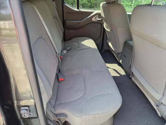2021 Nissan Frontier Crew Cab SV 4x4
