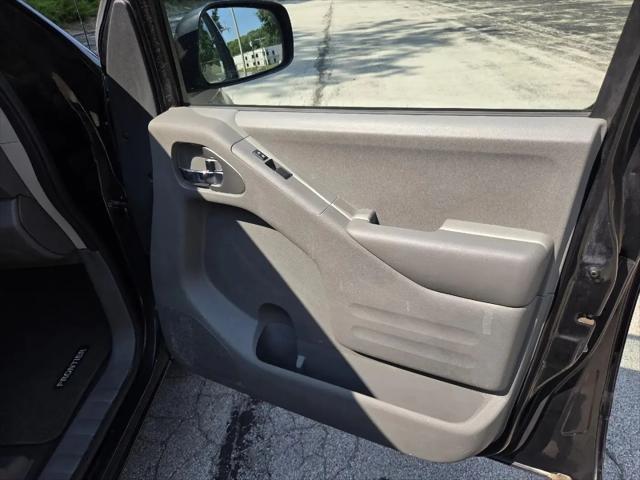 2021 Nissan Frontier Crew Cab SV 4x4