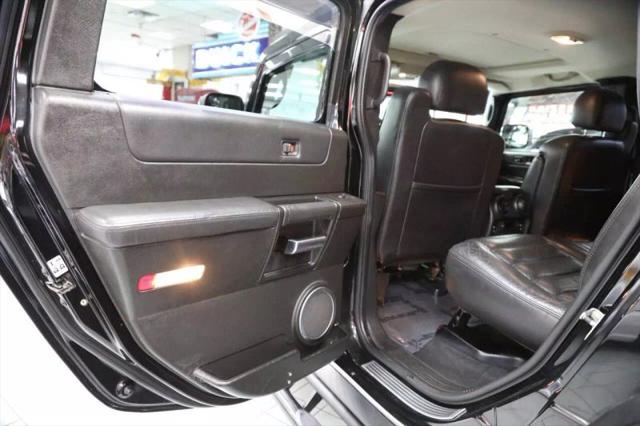 2005 HUMMER H2 Base