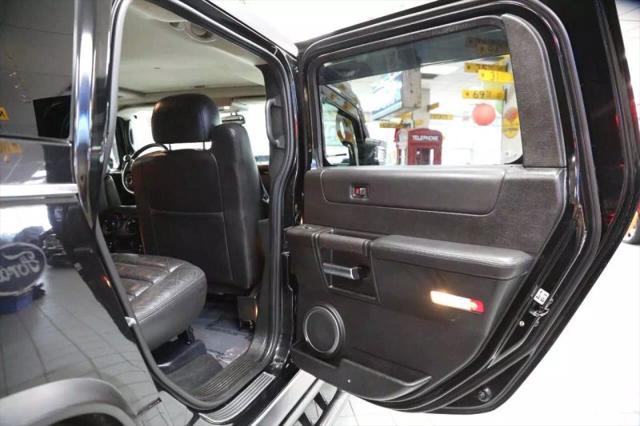 2005 HUMMER H2 Base