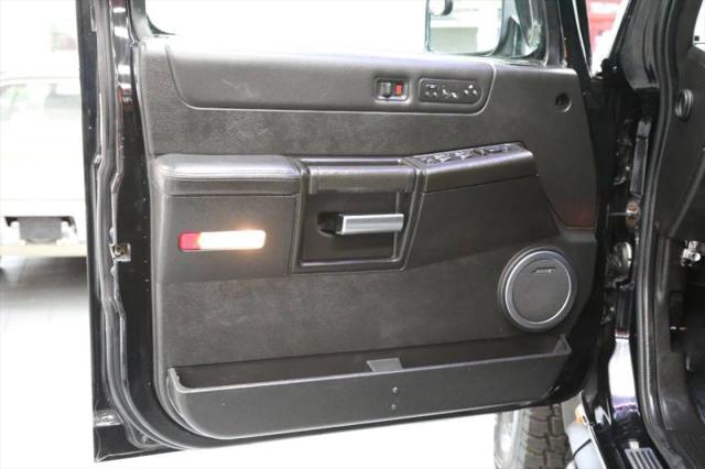 2005 HUMMER H2 Base