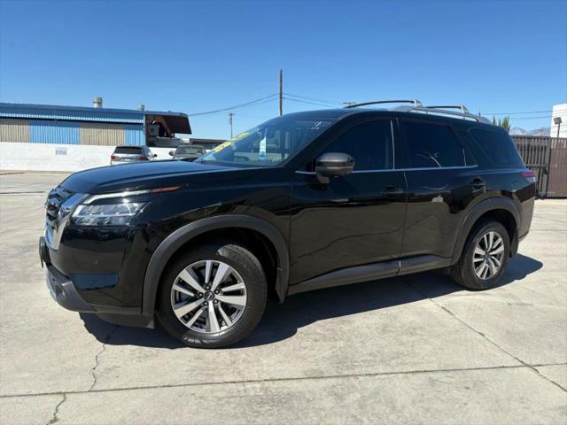 2023 Nissan Pathfinder SL FWD