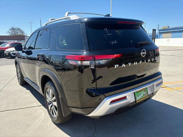 2023 Nissan Pathfinder SL FWD