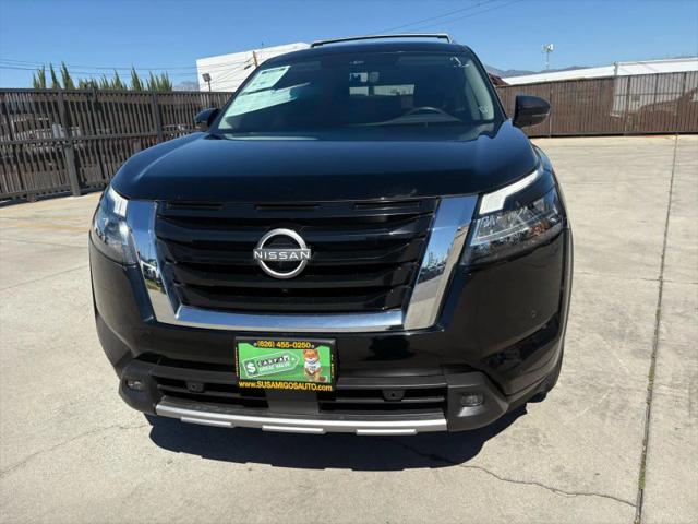2023 Nissan Pathfinder SL FWD