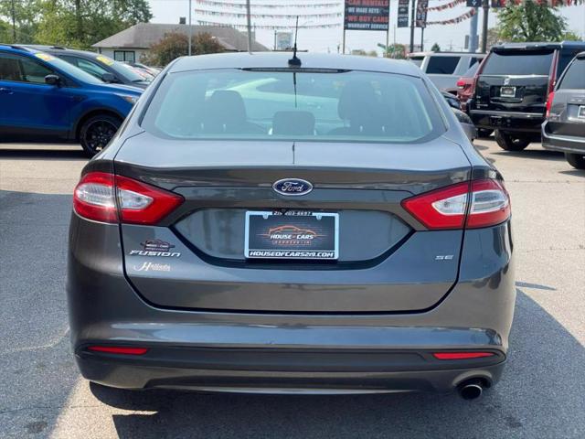 2016 Ford Fusion SE
