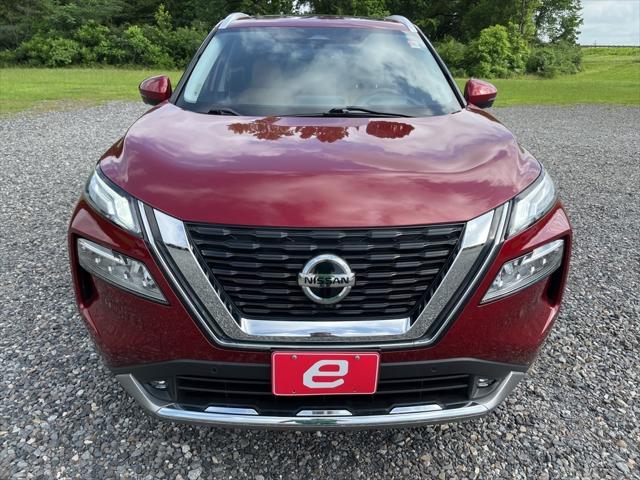 2021 Nissan Rogue Platinum FWD