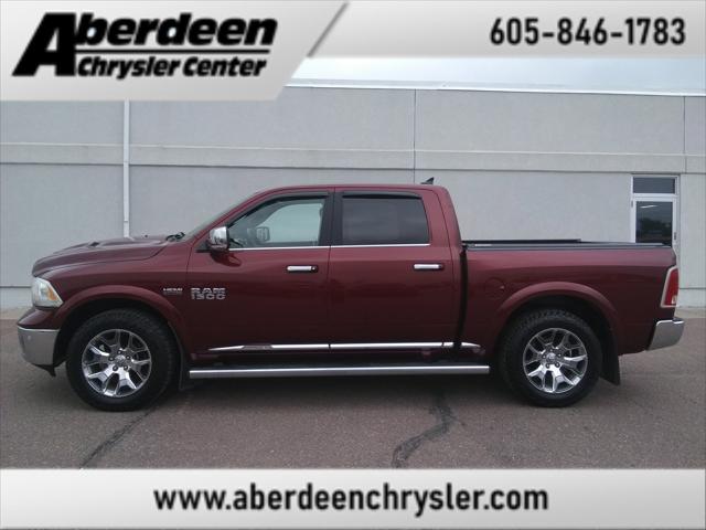 2017 RAM 1500 Limited Crew Cab 4x4 57 Box 2017 RAM 1500 Limited Crew Cab 4x4 57 Box