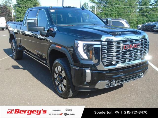 2024 GMC Sierra 2500HD 4WD Crew Cab Standard Bed Denali