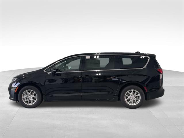 2025 Chrysler Pacifica PACIFICA SELECT