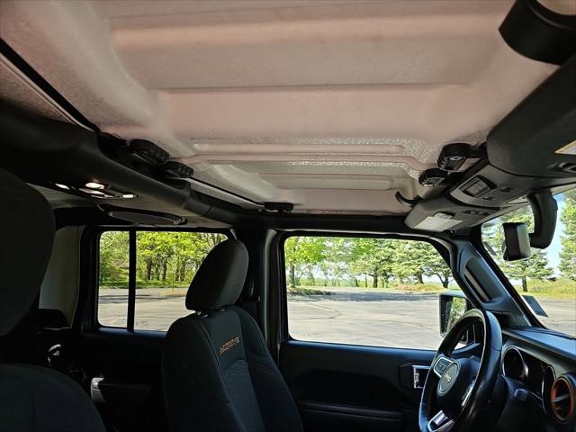 2022 Jeep Gladiator Sport