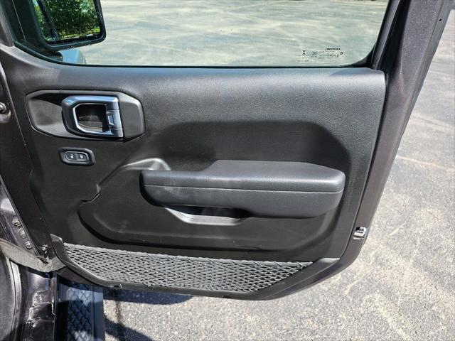 2022 Jeep Gladiator Sport