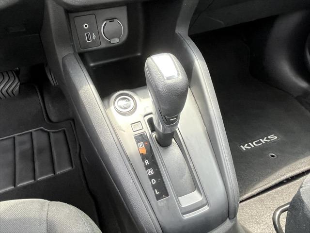 2024 Nissan Kicks S Xtronic CVT