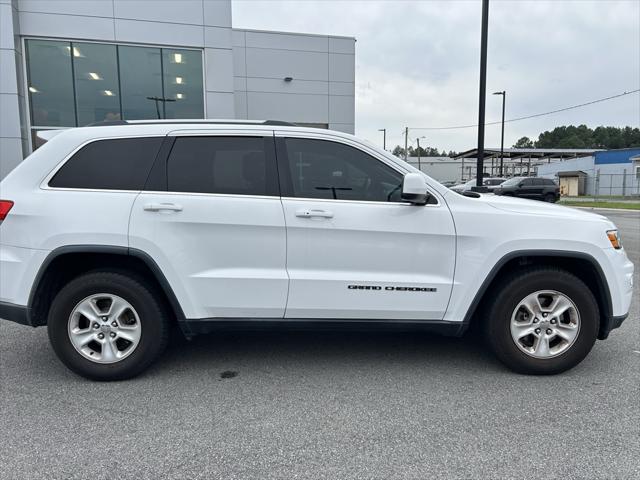 2017 Jeep Grand Cherokee Laredo 4x2